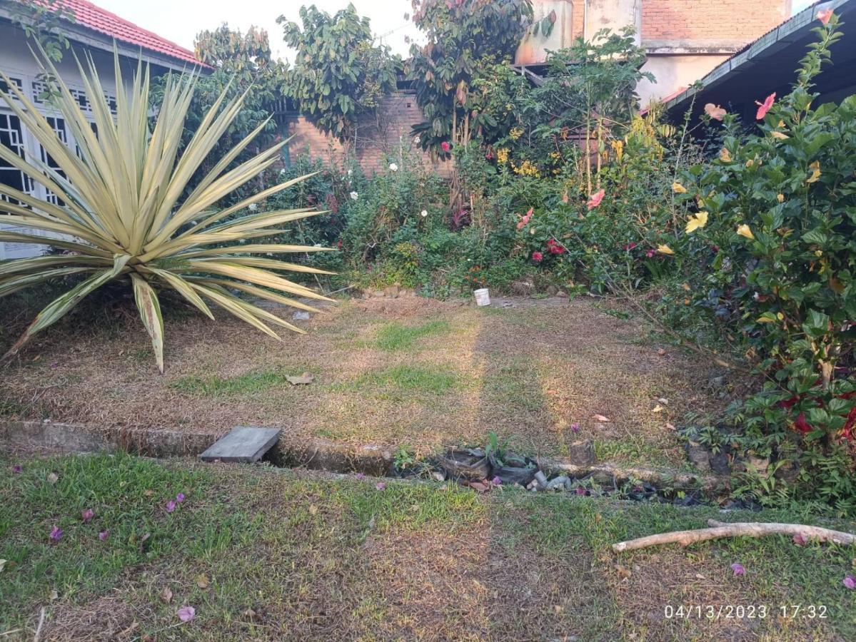 Gabelo Guest House Bukittinggi Extérieur photo