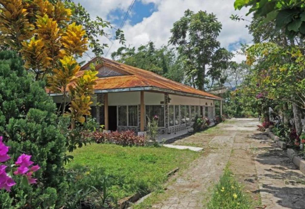 Gabelo Guest House Bukittinggi Extérieur photo