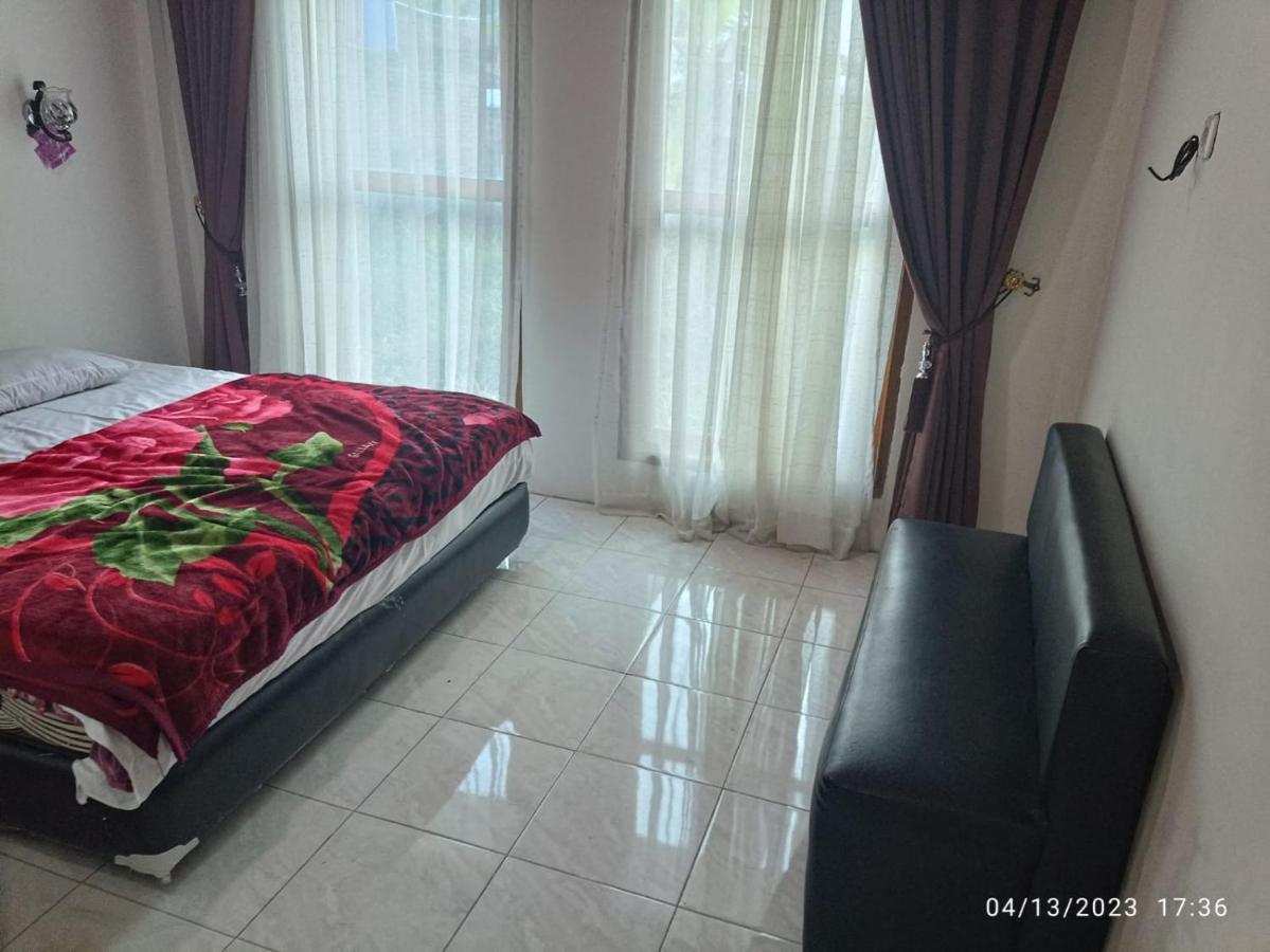 Gabelo Guest House Bukittinggi Extérieur photo